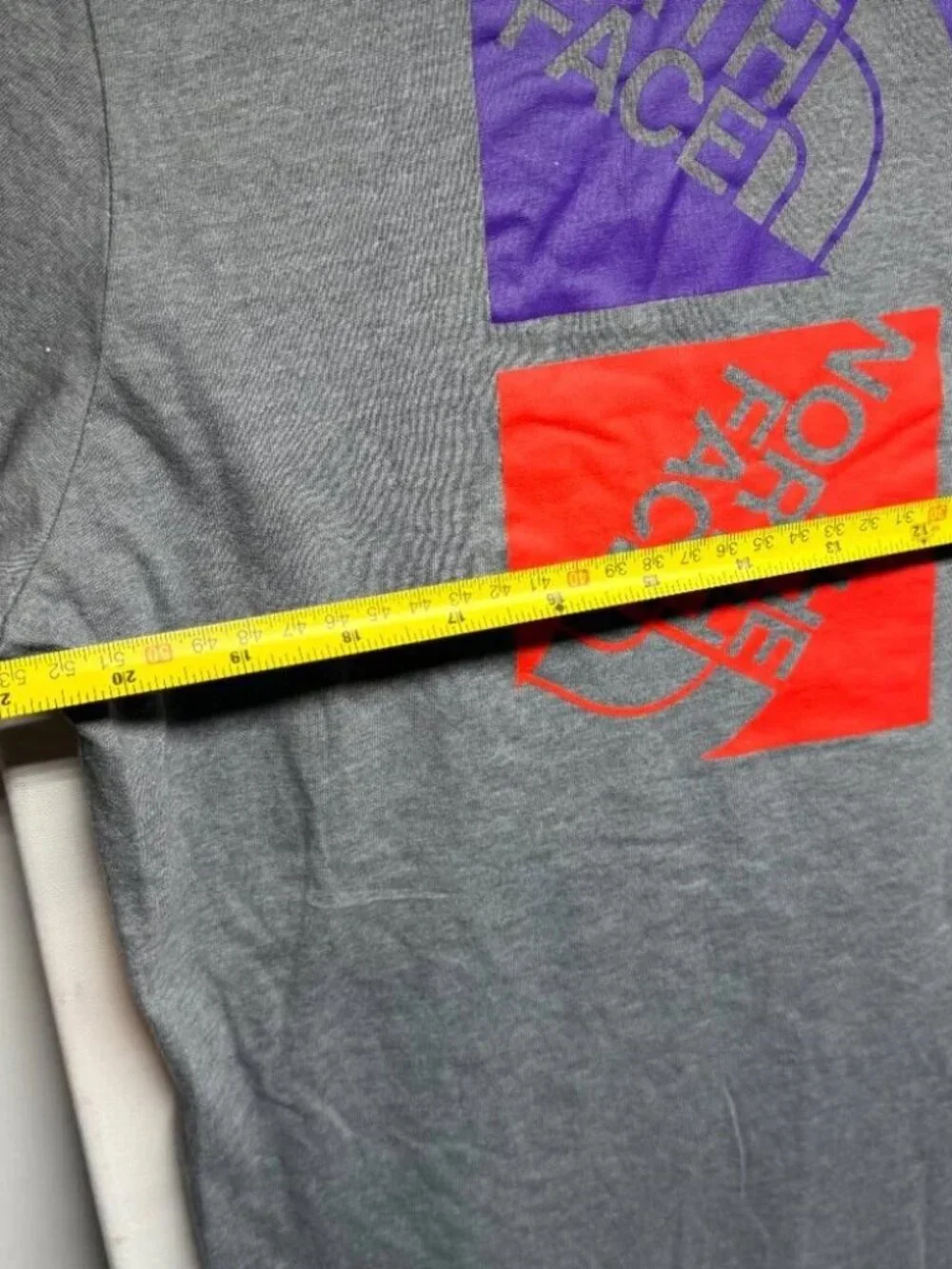 The North Face Men’s Long Sleeve Multicolor Logo T-Shirt Size Large